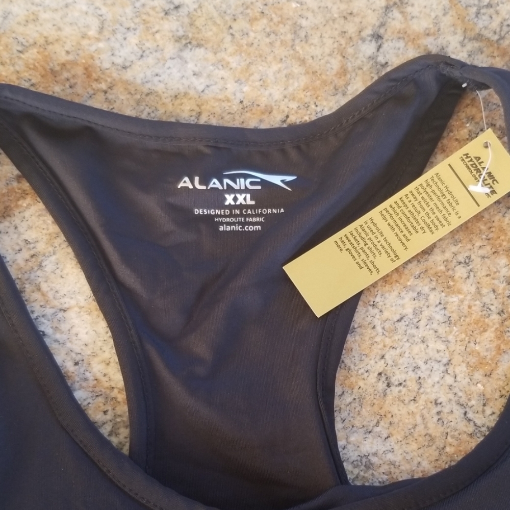 Tank - Picture 2 of 4